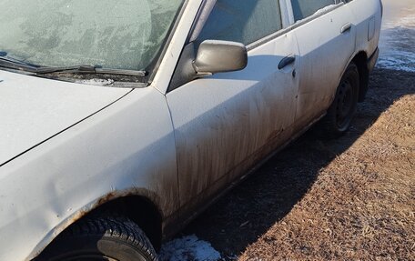 Mazda Familia Y11, 2000 год, 150 000 рублей, 5 фотография