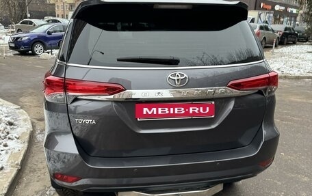 Toyota Fortuner II, 2018 год, 4 350 000 рублей, 2 фотография