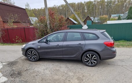 Opel Astra J, 2012 год, 850 000 рублей, 4 фотография