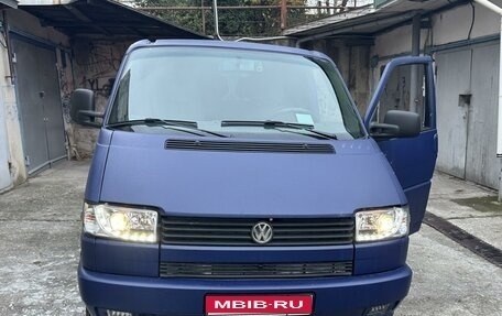 Volkswagen Transporter T4, 1993 год, 900 000 рублей, 1 фотография