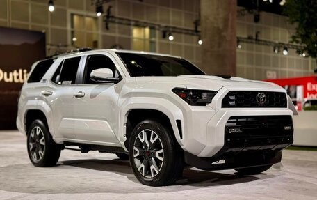 Toyota 4Runner V, 2024 год, 10 333 000 рублей, 1 фотография