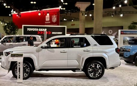 Toyota 4Runner V, 2024 год, 10 333 000 рублей, 16 фотография