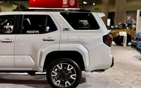 Toyota 4Runner V, 2024 год, 10 333 000 рублей, 21 фотография