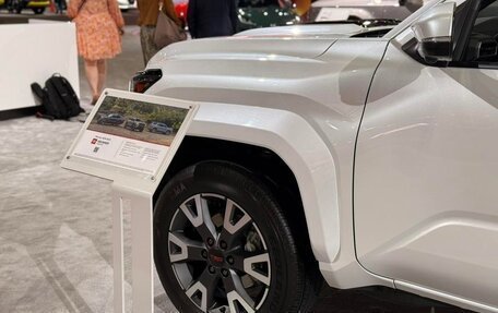 Toyota 4Runner V, 2024 год, 10 333 000 рублей, 19 фотография