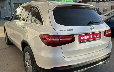 Mercedes-Benz GLC, 2017 год, 2 999 999 рублей, 2 фотография