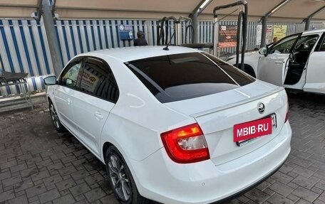 Skoda Rapid I, 2015 год, 1 430 000 рублей, 2 фотография