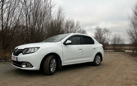 Renault Logan II, 2017 год, 740 000 рублей, 4 фотография