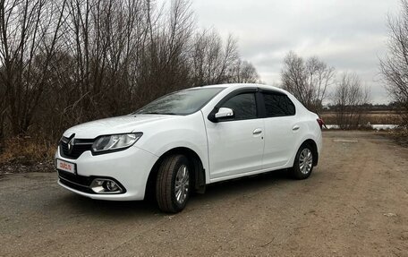 Renault Logan II, 2017 год, 740 000 рублей, 3 фотография