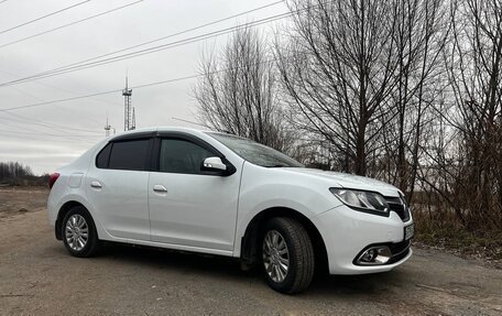 Renault Logan II, 2017 год, 740 000 рублей, 12 фотография