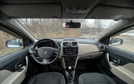 Renault Logan II, 2017 год, 740 000 рублей, 21 фотография