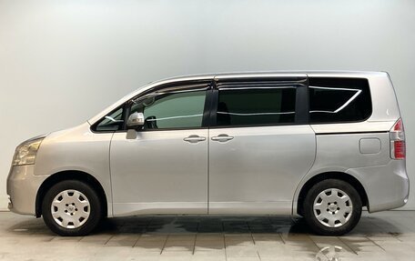 Toyota Noah III, 2008 год, 1 250 000 рублей, 9 фотография