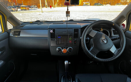 Nissan Tiida, 2005 год, 600 009 рублей, 22 фотография