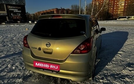 Nissan Tiida, 2005 год, 600 009 рублей, 25 фотография