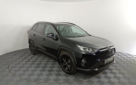 Toyota RAV4, 2021 год, 3 900 000 рублей, 7 фотография