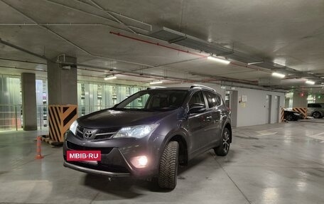 Toyota RAV4, 2014 год, 2 550 000 рублей, 24 фотография