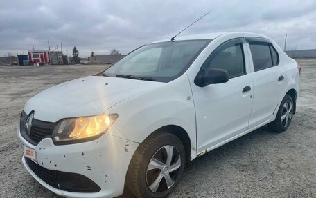 Renault Logan II, 2015 год, 410 000 рублей, 3 фотография