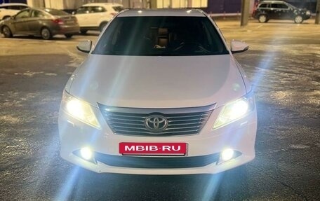 Toyota Camry, 2012 год, 1 450 000 рублей, 4 фотография