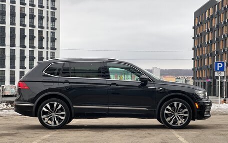 Volkswagen Tiguan II, 2019 год, 2 800 000 рублей, 5 фотография