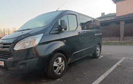 Ford Tourneo Custom I рестайлинг, 2014 год, 2 200 000 рублей, 1 фотография