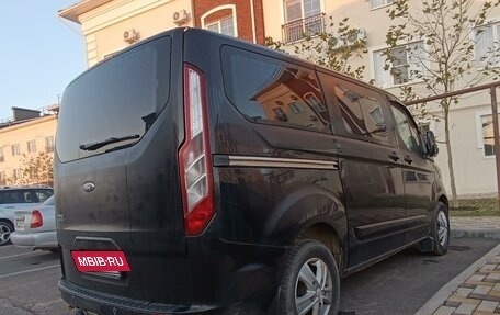 Ford Tourneo Custom I рестайлинг, 2014 год, 2 200 000 рублей, 5 фотография