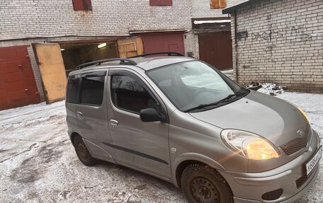 Toyota Yaris Verso, 2003 год, 499 999 рублей, 8 фотография