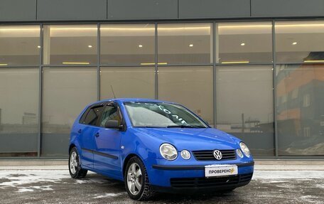 Volkswagen Polo IV рестайлинг, 2002 год, 339 000 рублей, 2 фотография