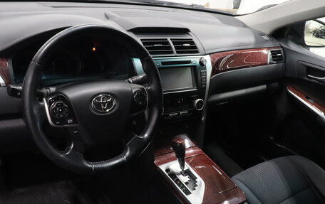 Toyota Camry, 2013 год, 1 826 000 рублей, 9 фотография