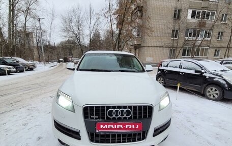 Audi Q7, 2013 год, 1 850 000 рублей, 1 фотография