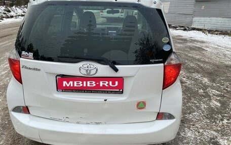 Toyota Ractis II, 2011 год, 750 000 рублей, 10 фотография