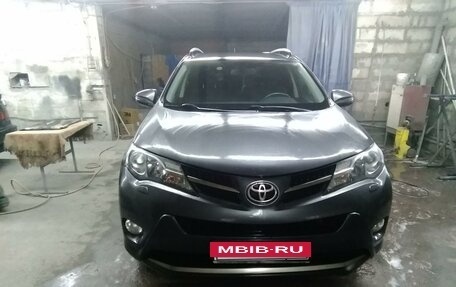 Toyota RAV4, 2013 год, 1 600 000 рублей, 6 фотография