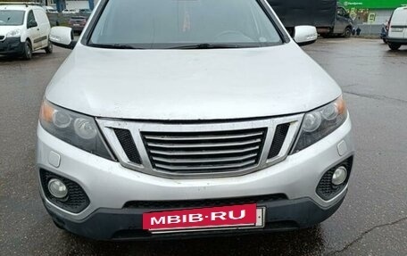 KIA Sorento II рестайлинг, 2011 год, 980 000 рублей, 2 фотография