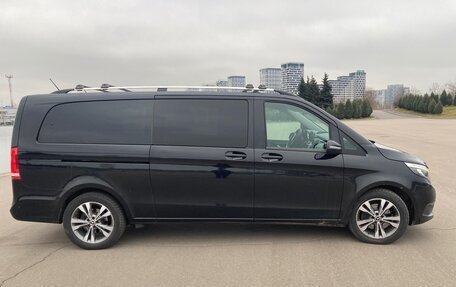 Mercedes-Benz V-Класс, 2018 год, 4 100 000 рублей, 5 фотография