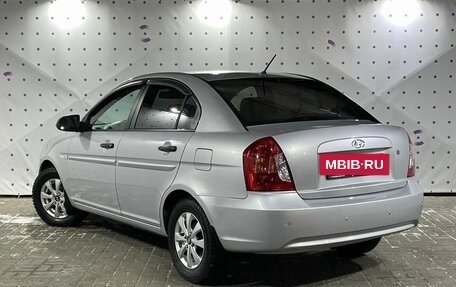 Hyundai Verna II, 2006 год, 580 000 рублей, 6 фотография