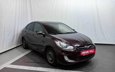 Hyundai Solaris II рестайлинг, 2011 год, 699 000 рублей, 3 фотография