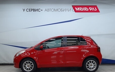 Toyota Yaris III рестайлинг, 2008 год, 590 000 рублей, 2 фотография