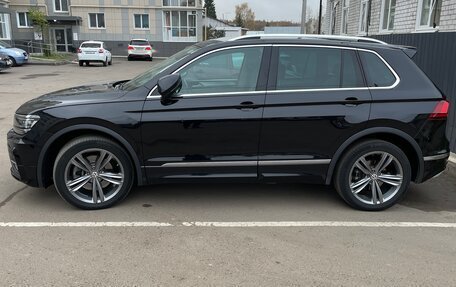 Volkswagen Tiguan II, 2018 год, 3 200 000 рублей, 2 фотография