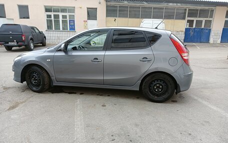 Hyundai i30 I, 2011 год, 1 000 000 рублей, 2 фотография