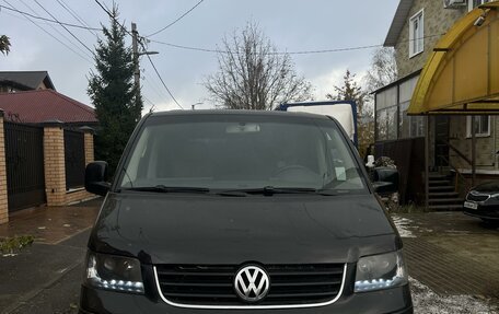 Volkswagen Multivan T5, 2007 год, 1 700 000 рублей, 2 фотография