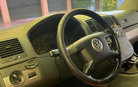 Volkswagen Multivan T5, 2007 год, 1 700 000 рублей, 20 фотография