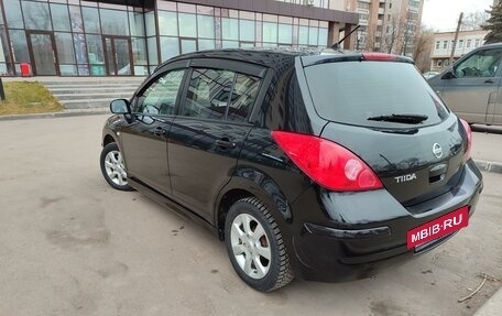 Nissan Tiida, 2010 год, 750 000 рублей, 4 фотография