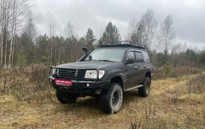 Toyota Land Cruiser 100 рестайлинг 2, 2000 год, 2 500 000 рублей, 1 фотография