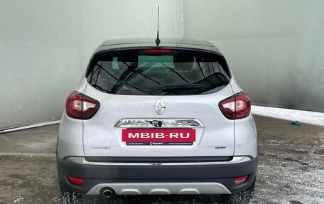 Renault Kaptur I рестайлинг, 2019 год, 1 850 000 рублей, 7 фотография