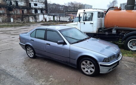 BMW 3 серия, 1993 год, 320 000 рублей, 3 фотография