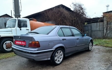 BMW 3 серия, 1993 год, 320 000 рублей, 2 фотография