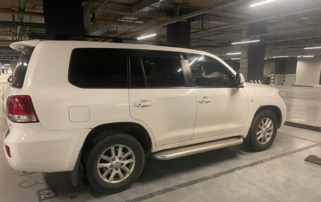 Toyota Land Cruiser 200, 2010 год, 3 200 000 рублей, 4 фотография