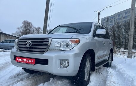 Toyota Land Cruiser 200, 2014 год, 5 555 555 рублей, 2 фотография