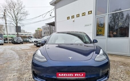 Tesla Model 3 I, 2021 год, 4 200 000 рублей, 3 фотография