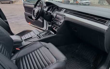 Volkswagen Passat B8 рестайлинг, 2016 год, 1 895 000 рублей, 16 фотография