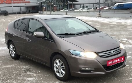 Honda Insight II рестайлинг, 2010 год, 825 000 рублей, 10 фотография