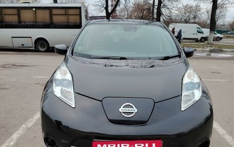 Nissan Leaf I, 2016 год, 1 550 000 рублей, 2 фотография